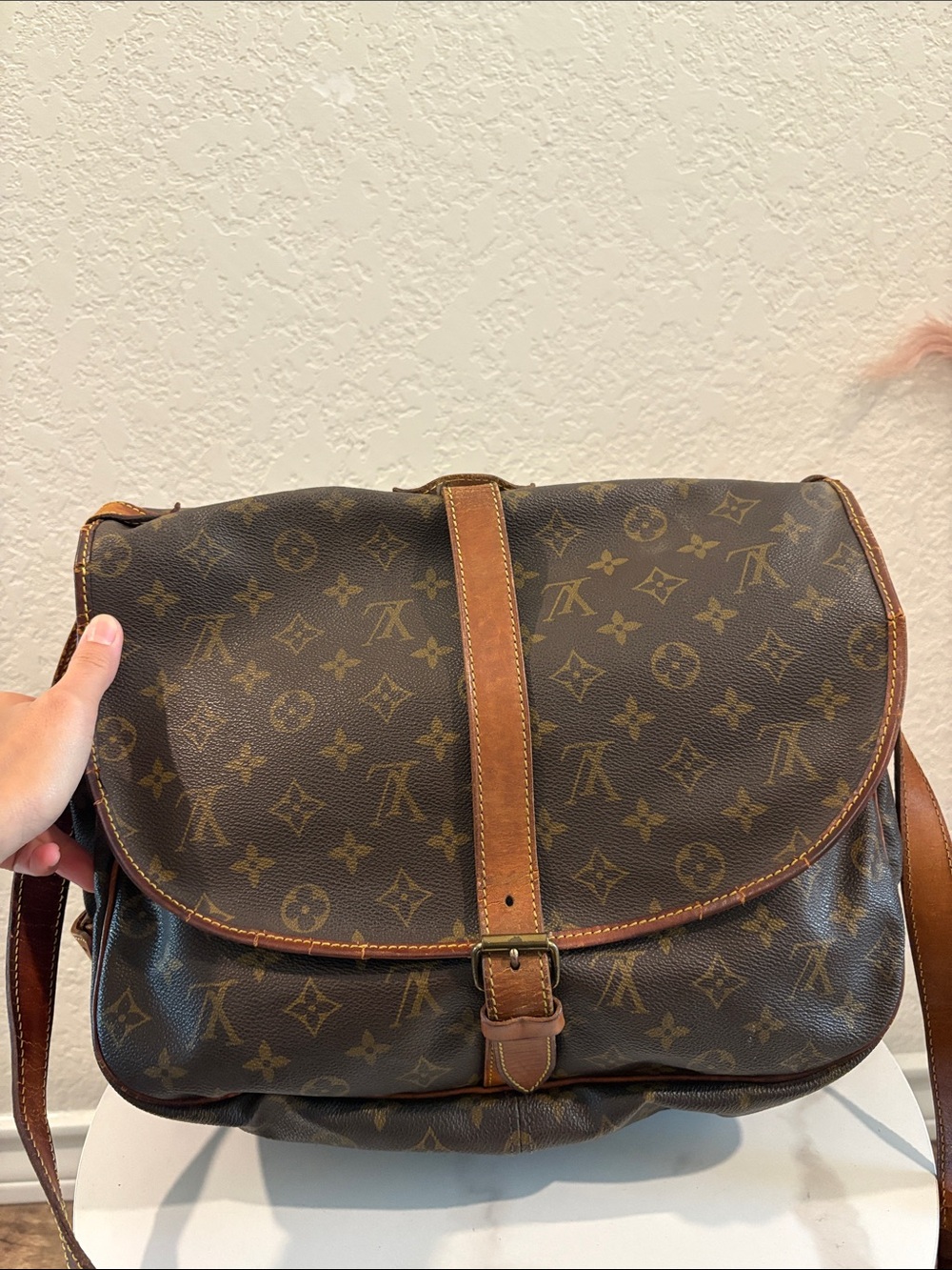 Louis Vuitton FH0940 Saumur 35 Brown Monogram Crossbody Bag - Picture 6 of 13